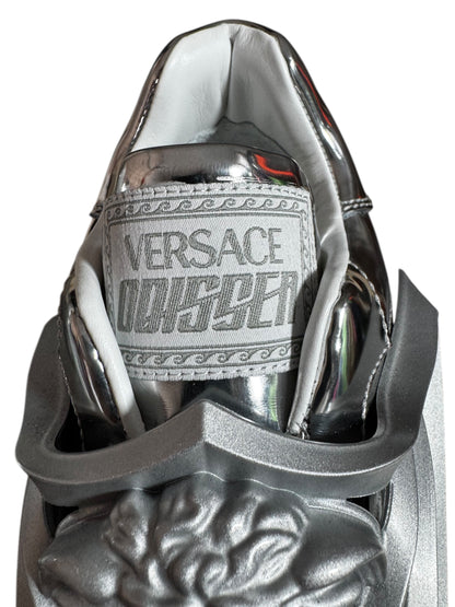 Versace Odissea sneakers argento con logo Medusa 3D - IT 40