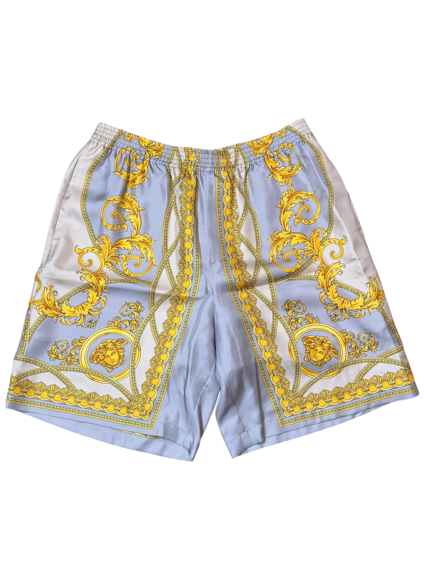 Shorts Versace in seta stampa barocca grigio e oro, nuovi con cartellino