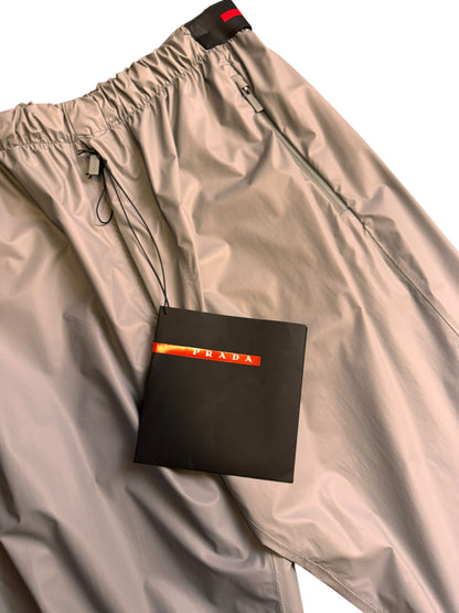 Prada pantaloni tecnici nylon grigio bande nere logo rosso tg 52 nuovi — foto 5