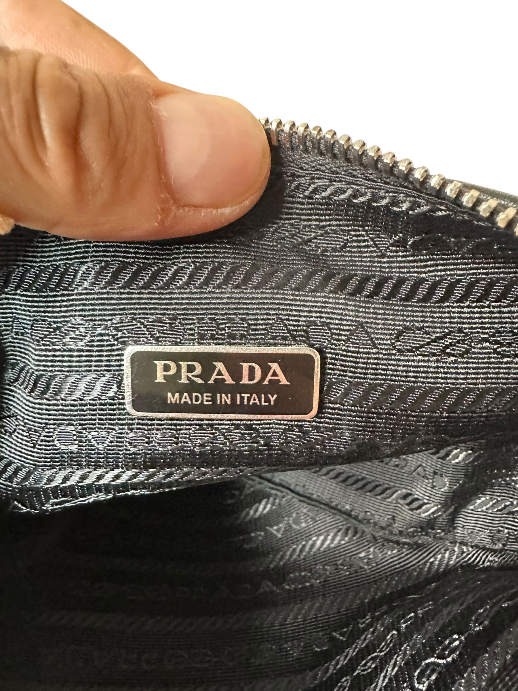 Prada pochette in pelle — foto 15