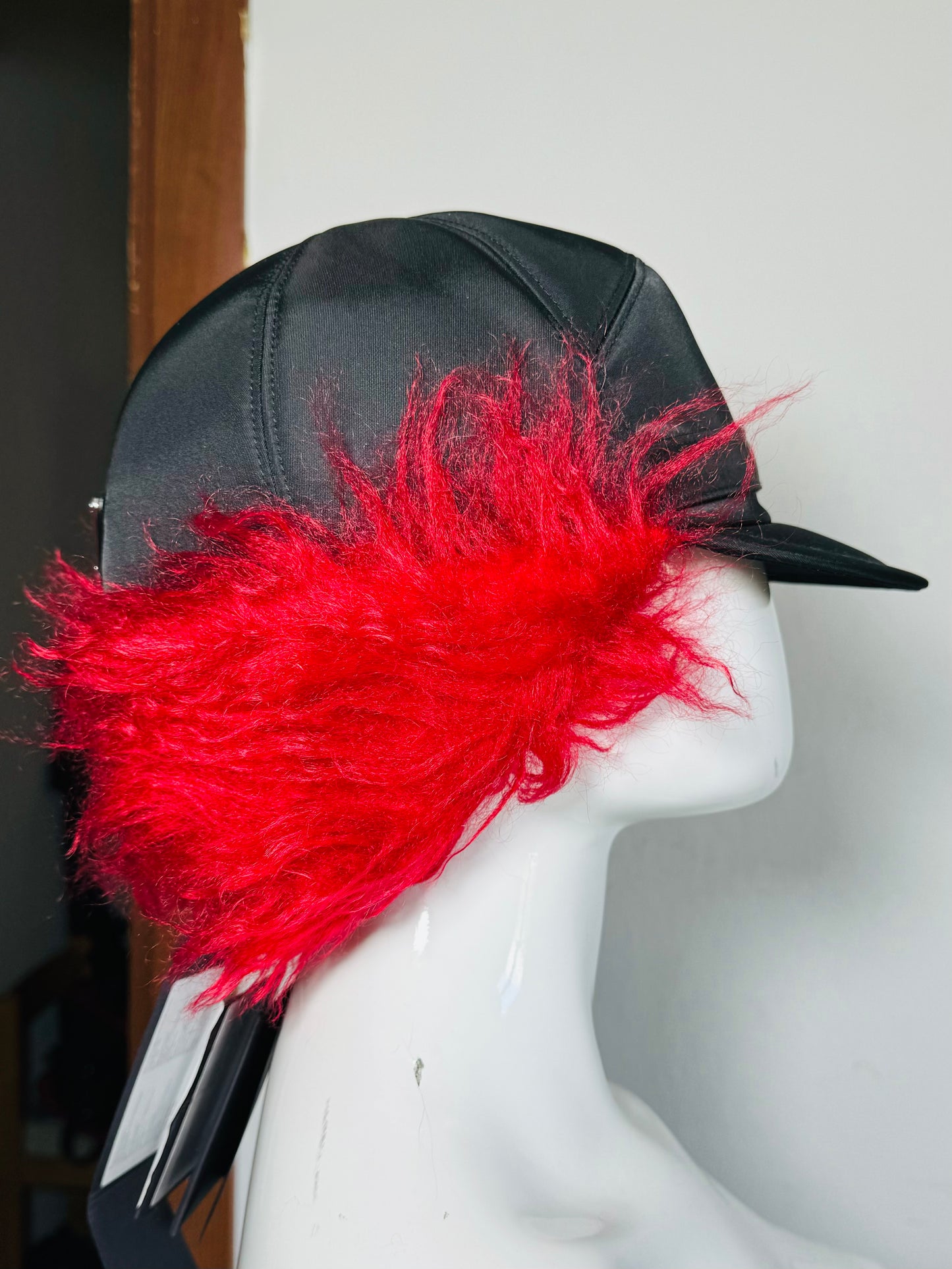 Prada cappellino in nylon (M)