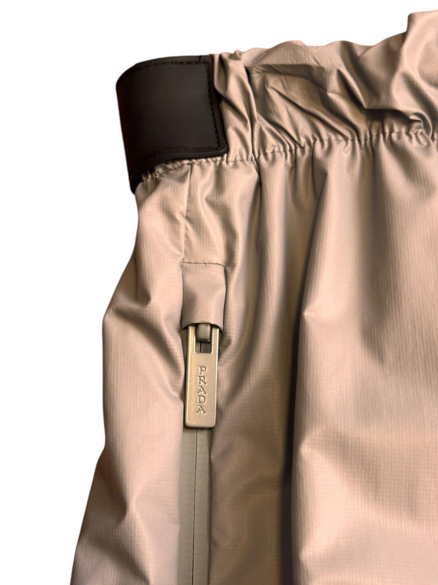 Prada pantaloni tecnici nylon grigio bande nere logo rosso tg 52 nuovi — foto 6