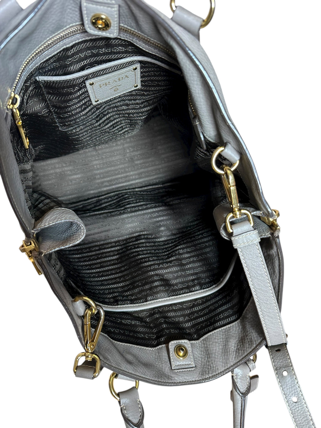 Prada borsa vintage in pelle martellata — foto 18