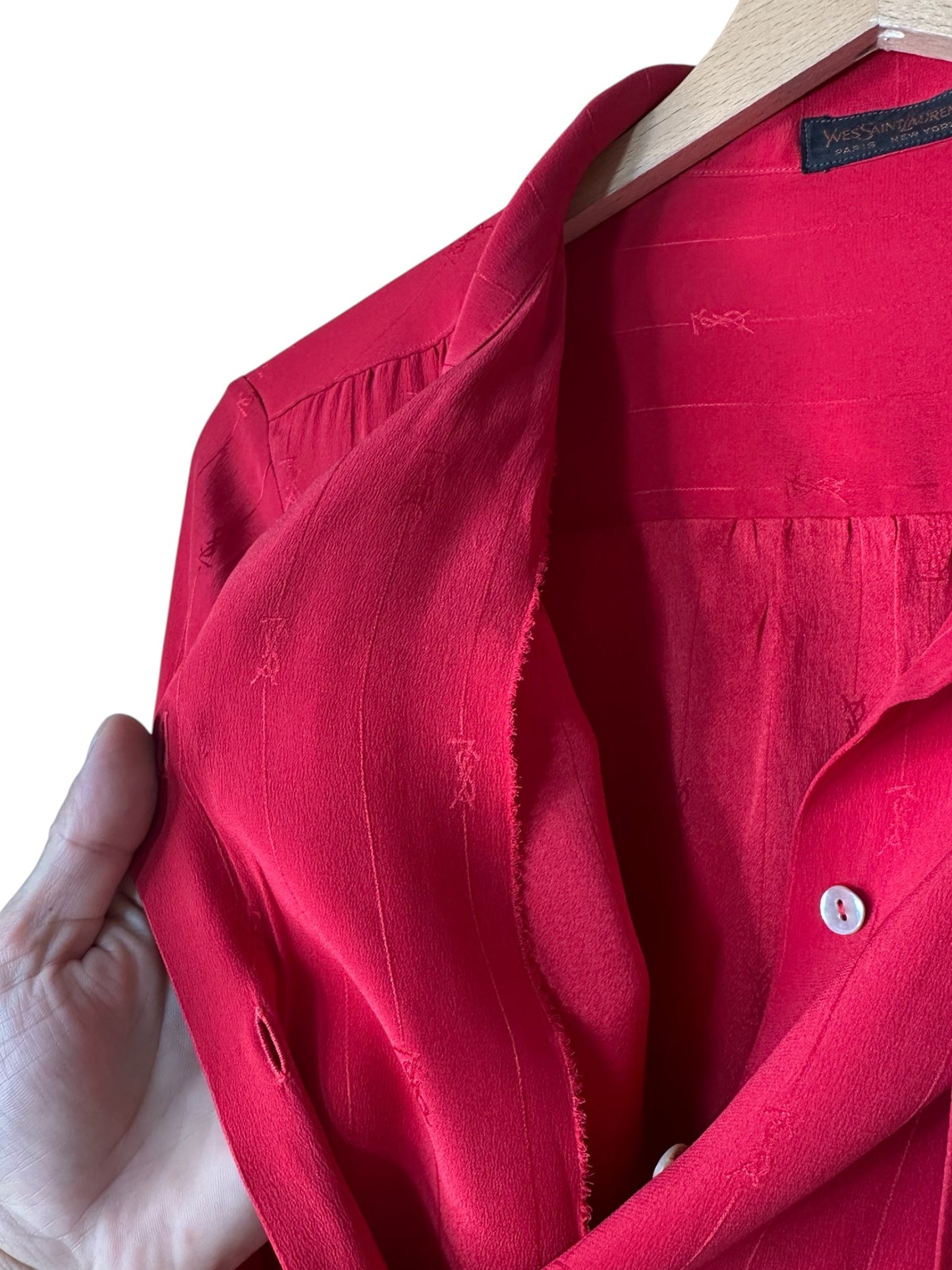 Yves Saint Laurent camicia vintage in seta (M)