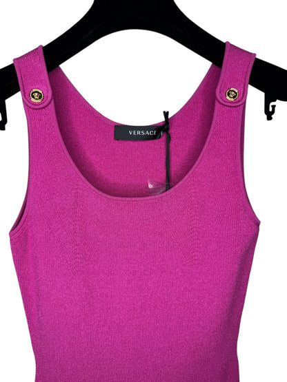 Vestito Versace fucsia in maglia stretch con bottoni Medusa dorati – Taglia IT 38