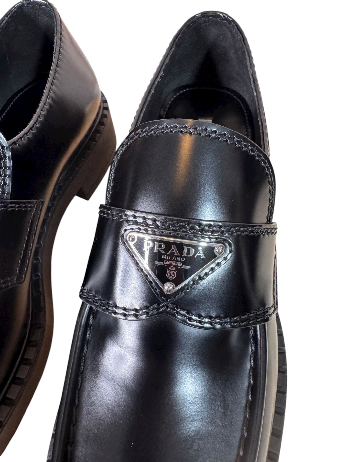 Prada Mocassini in pelle spazzolata nera – 42.5 IT