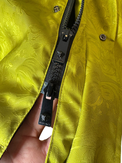 Giacca Versace Milano gialla con motivo Barocco tono su tono – Taglia 48