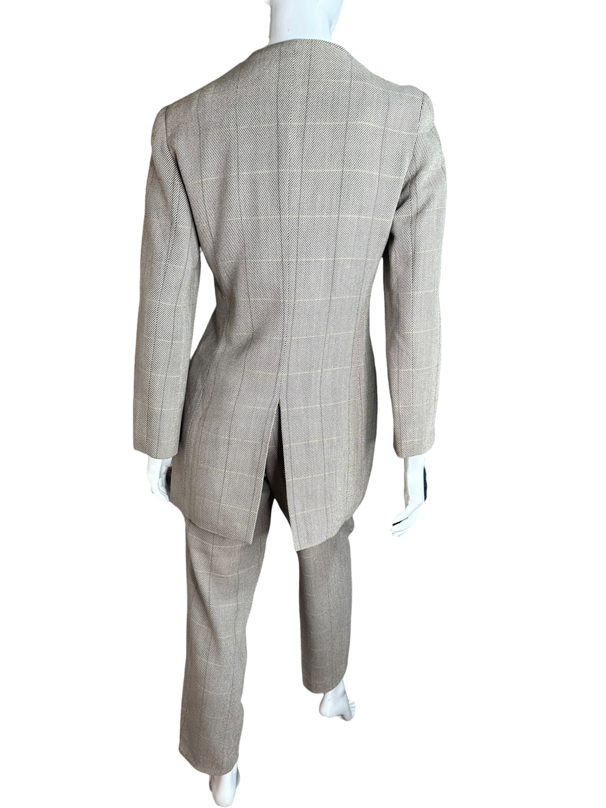 Emporio Armani comoleto vintage (M)