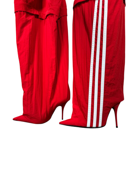 Pantaloni Balenciaga x Adidas rossi in nylon con stivale integrato – Taglia 36