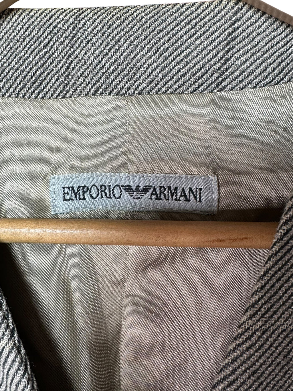 Emporio Armani comoleto vintage (M)