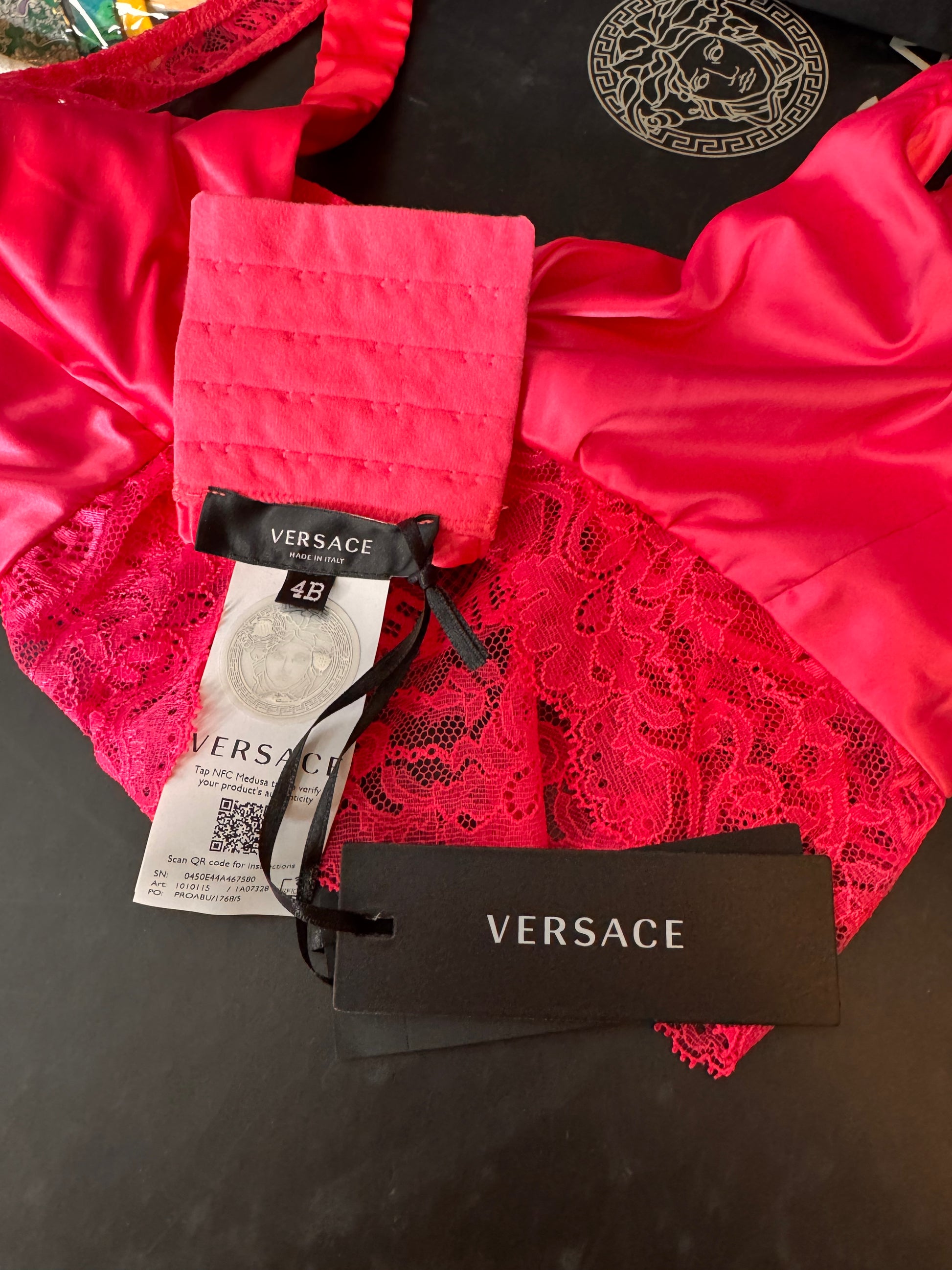 Reggiseno Versace fucsia in raso e pizzo Made in Italy - 4B — foto 9