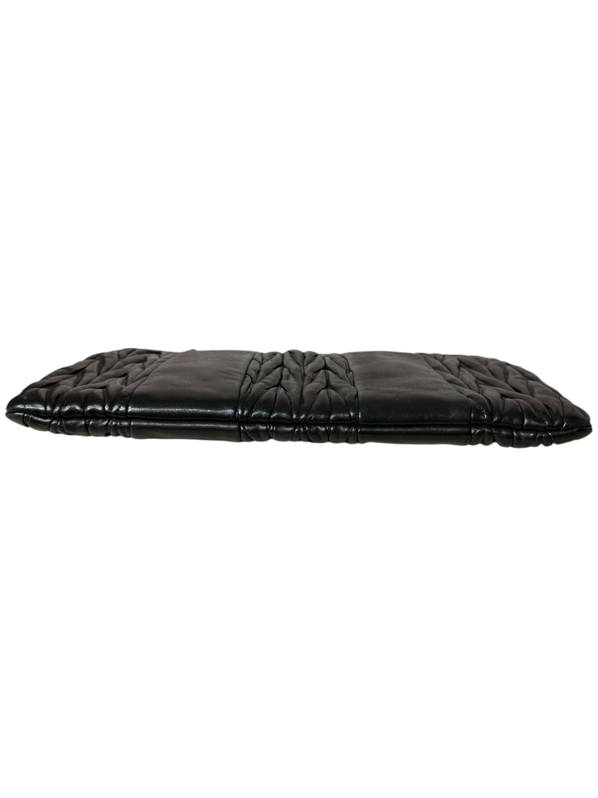 Miu Miu pochette in pelle matelassè
