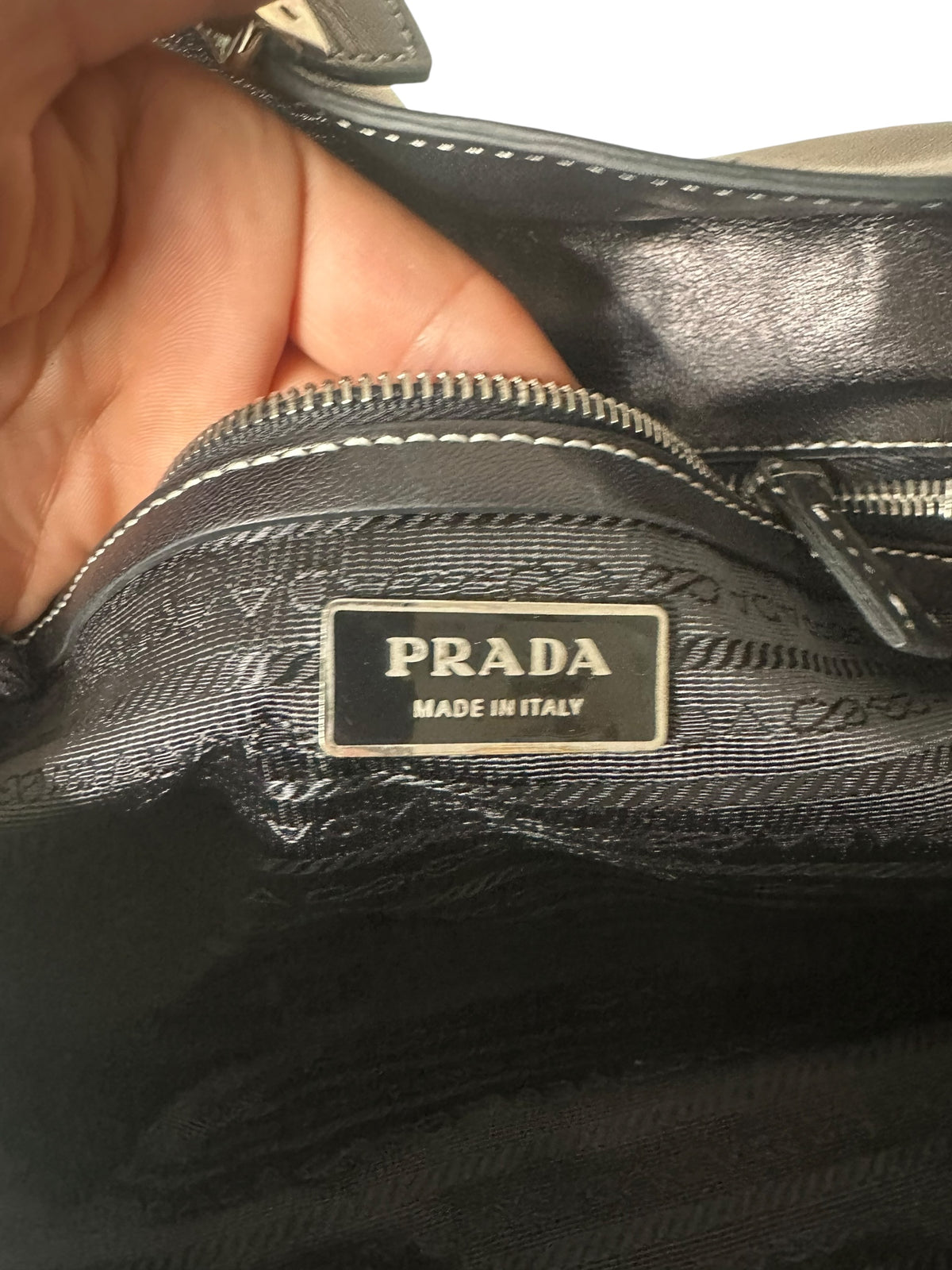 Prada borsa vintage in pelle — foto 15