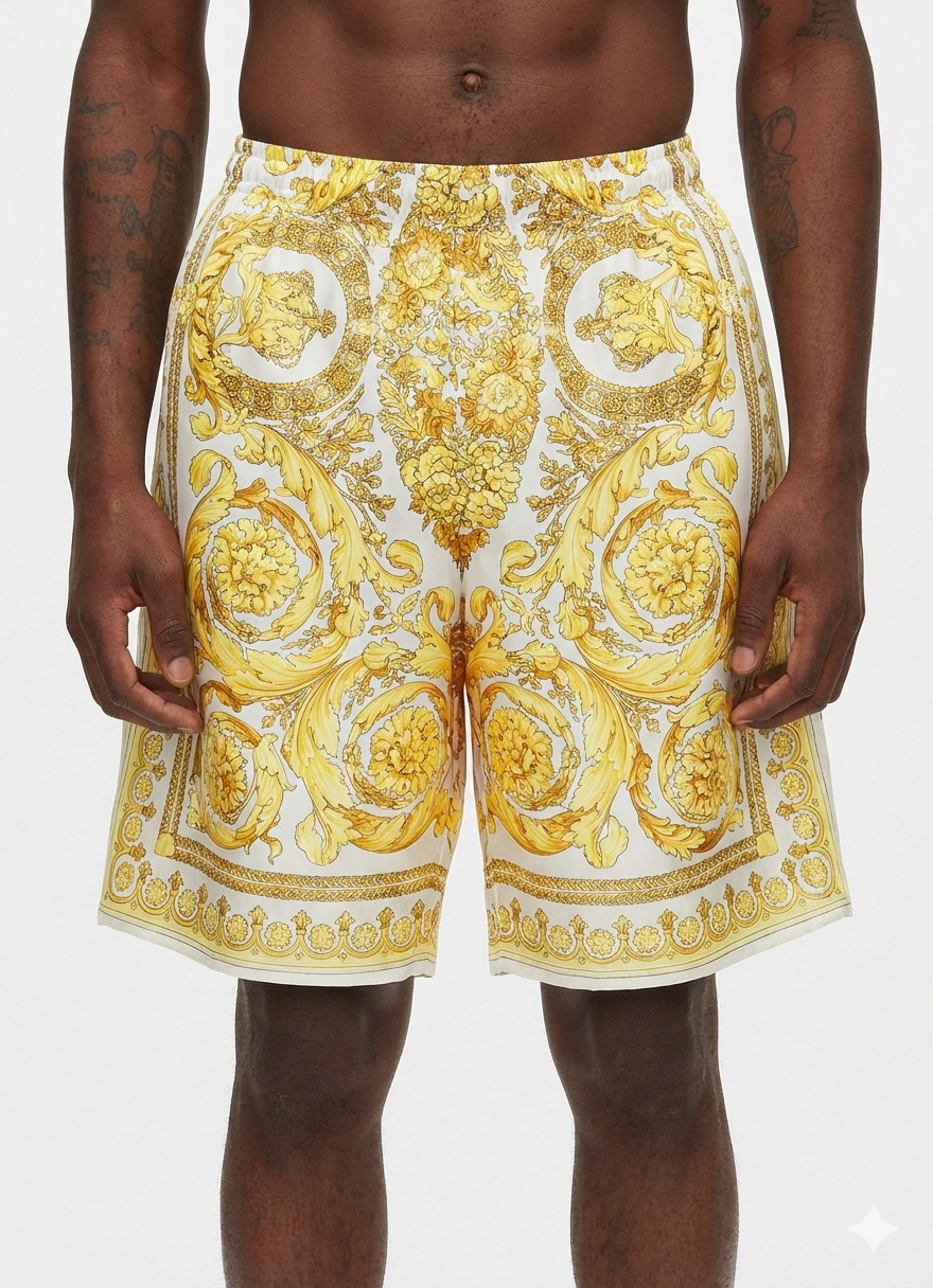 Shorts Versace in seta stampa barocca oro su bianco, nuovi con cartellino