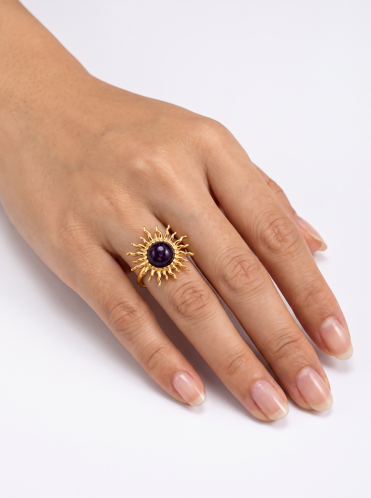Anello regolabile dorato Sole con pietra nera