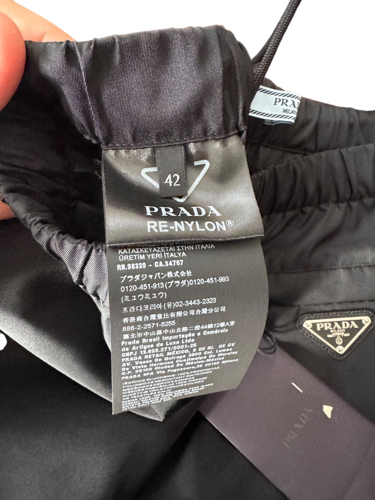 Prada pantaloni jogger Re-Nylon neri taglia 42