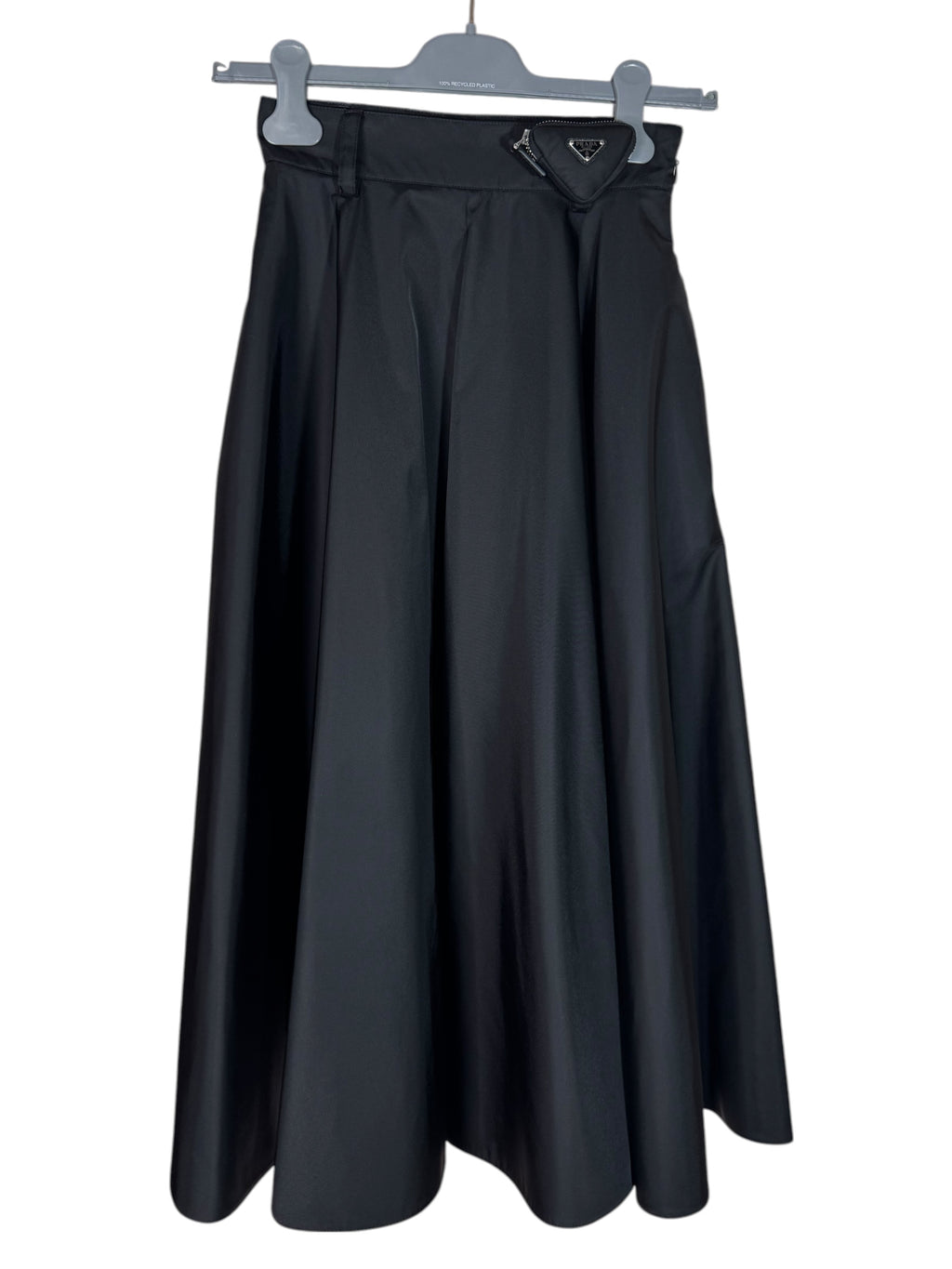 Prada gonna lunga nera plissettata Re-Nylon taglia 36