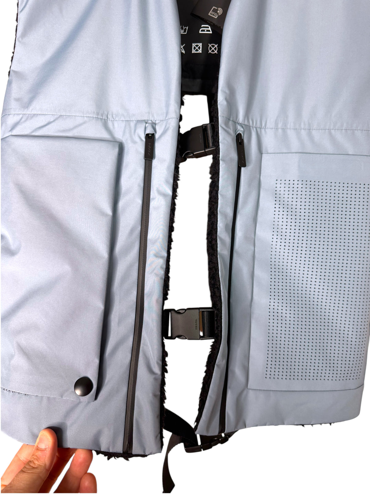 Prada Linea Rossa gilet tecnico Re-Nylon e sherpa taglia M