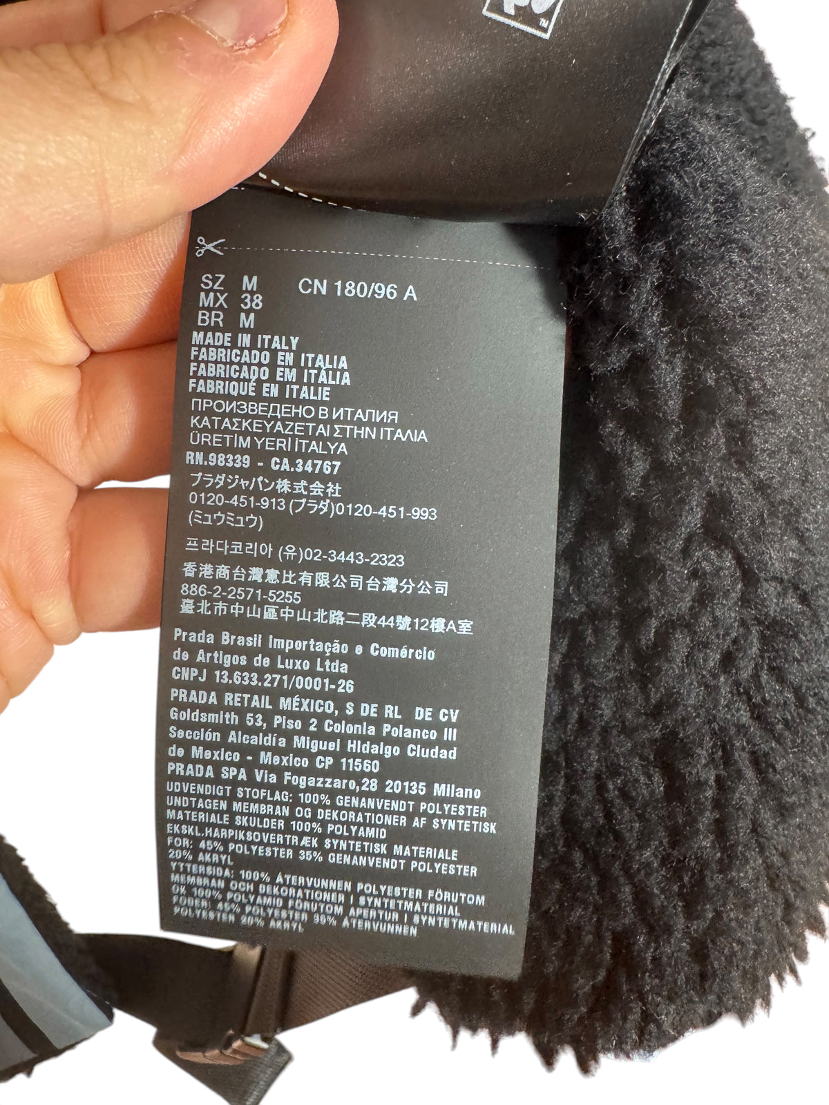 Prada Linea Rossa gilet tecnico Re-Nylon e sherpa taglia M