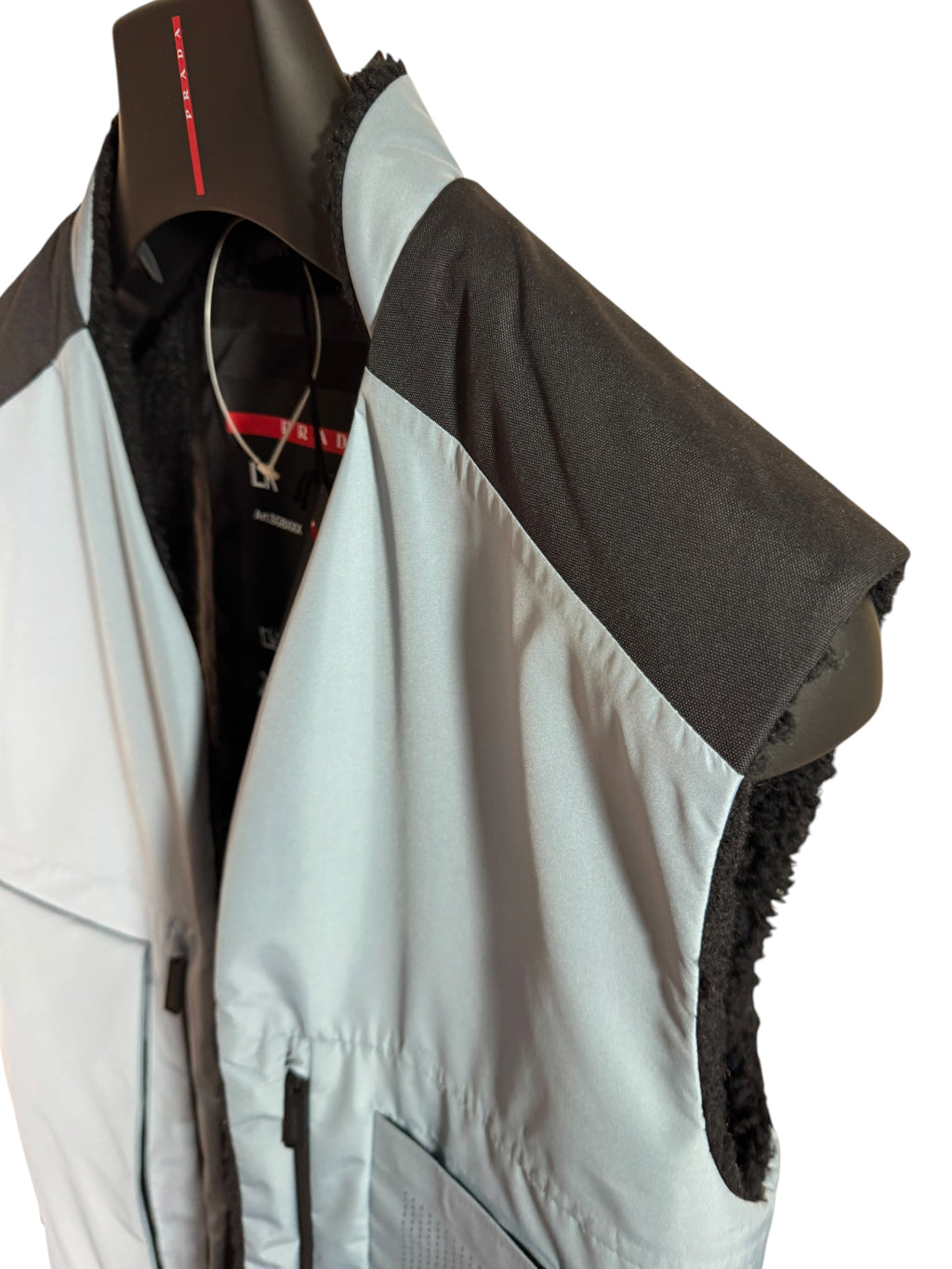 Prada Linea Rossa gilet tecnico Re-Nylon e sherpa taglia M