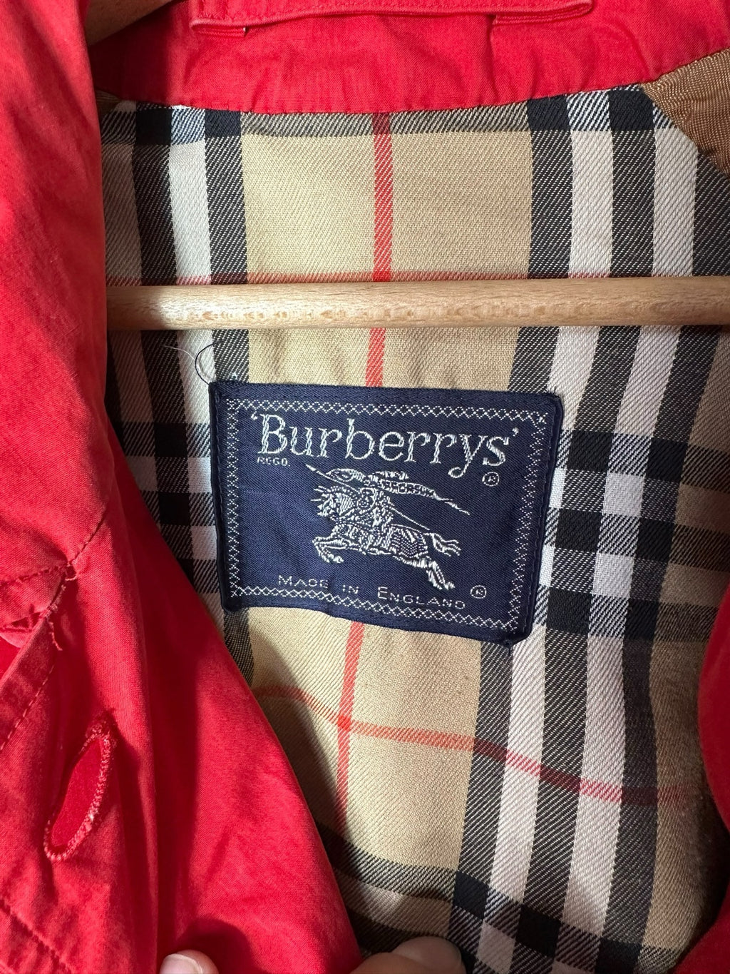Trench vintage Burberry rosso con cintura