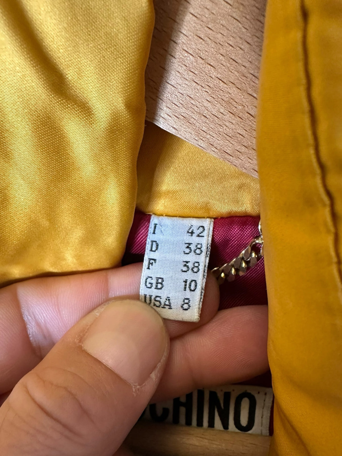 Parka vintage Moschino Couture in seta giallo ocra, taglia 42
