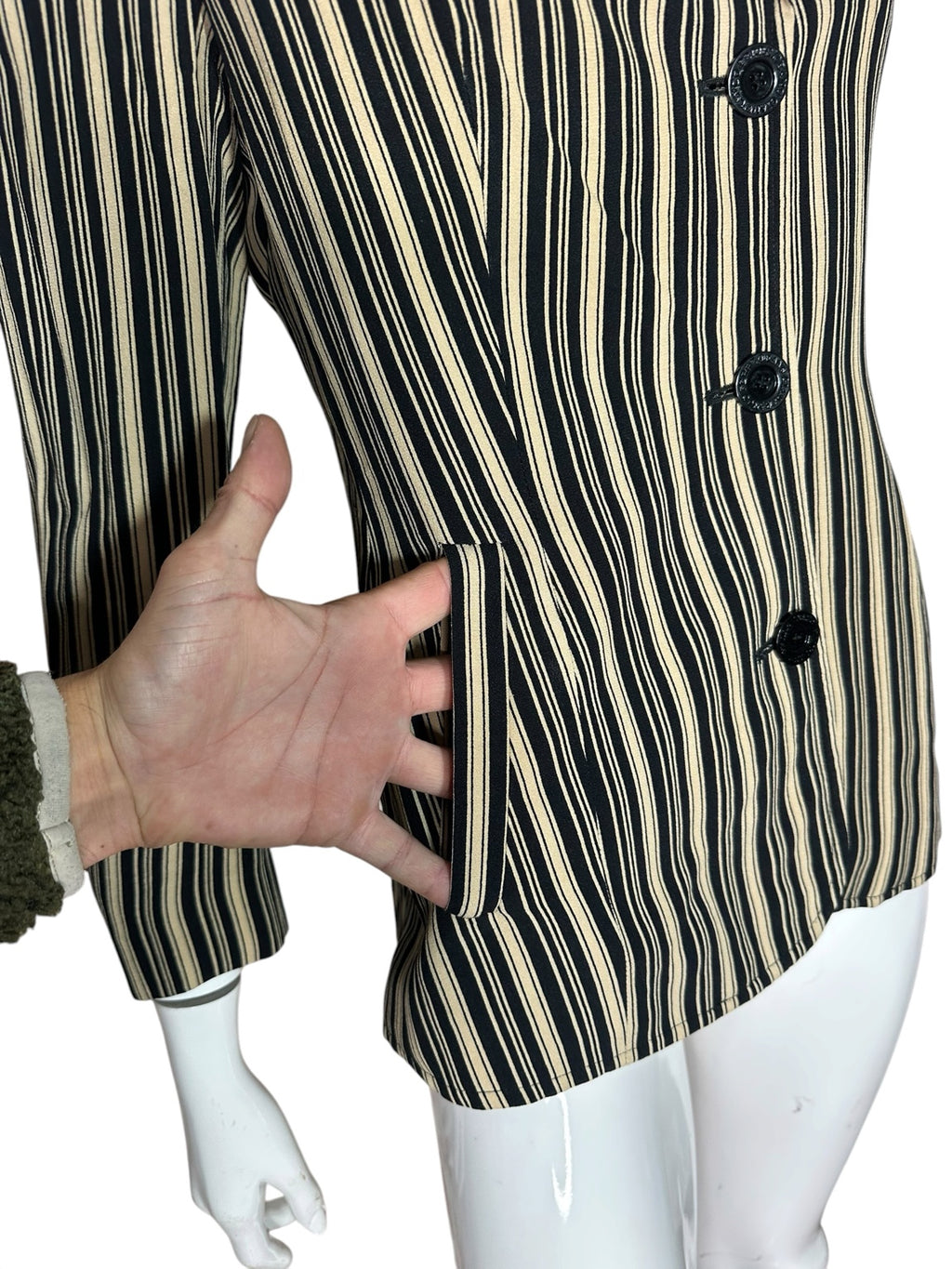 Dettaglio blazer Gianfranco Ferré Jeans vintage