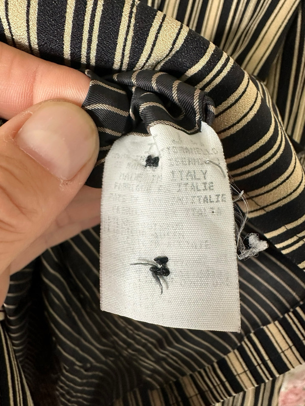 Etichetta composizione sbiadita del blazer