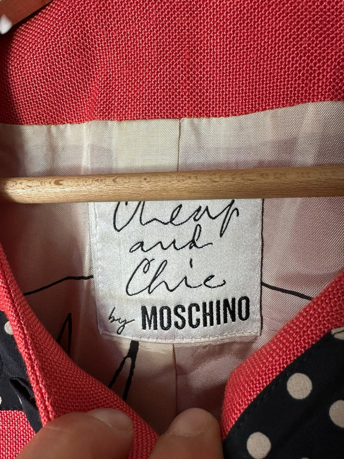 Blazer vintage Moschino Cheap and Chic rosso con fiocchi a pois