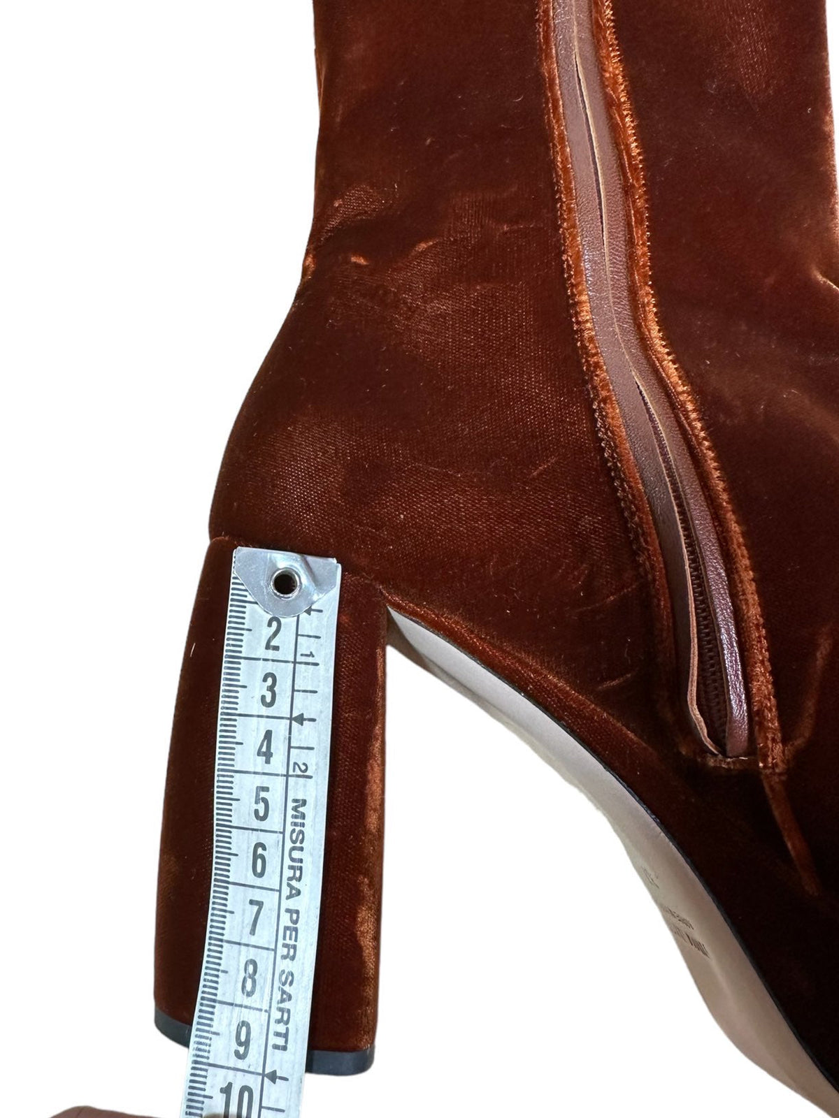 Miu Miu tronchetti in velluto — foto 11