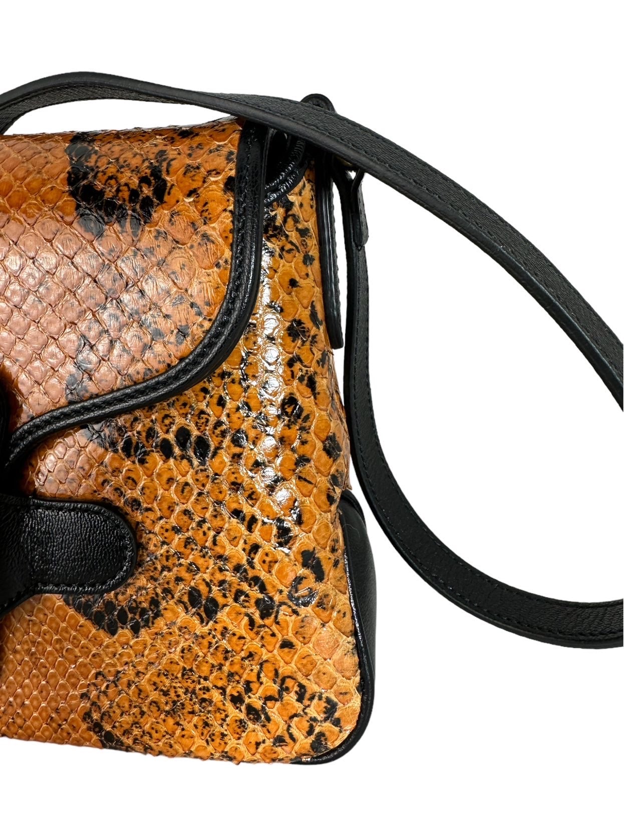 Gucci borsa Marmont in pitone arancione.