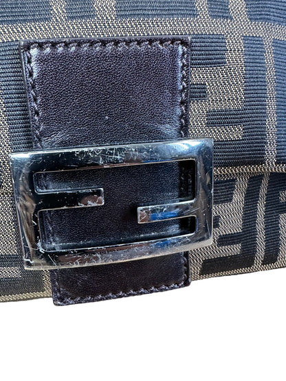 Fendi mini baguette vintage.