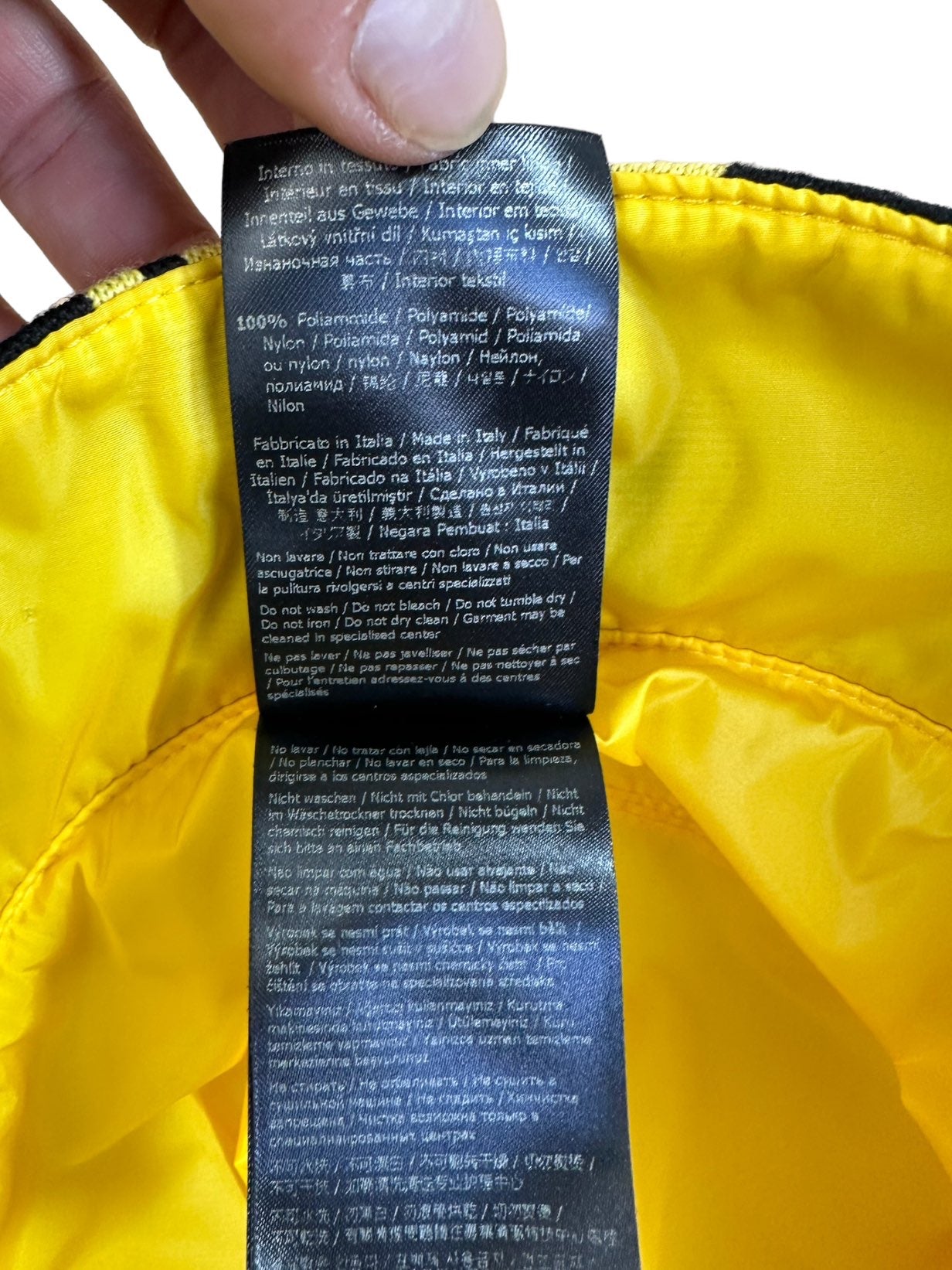 Fendi cappello alla pescatora in lana. (S)