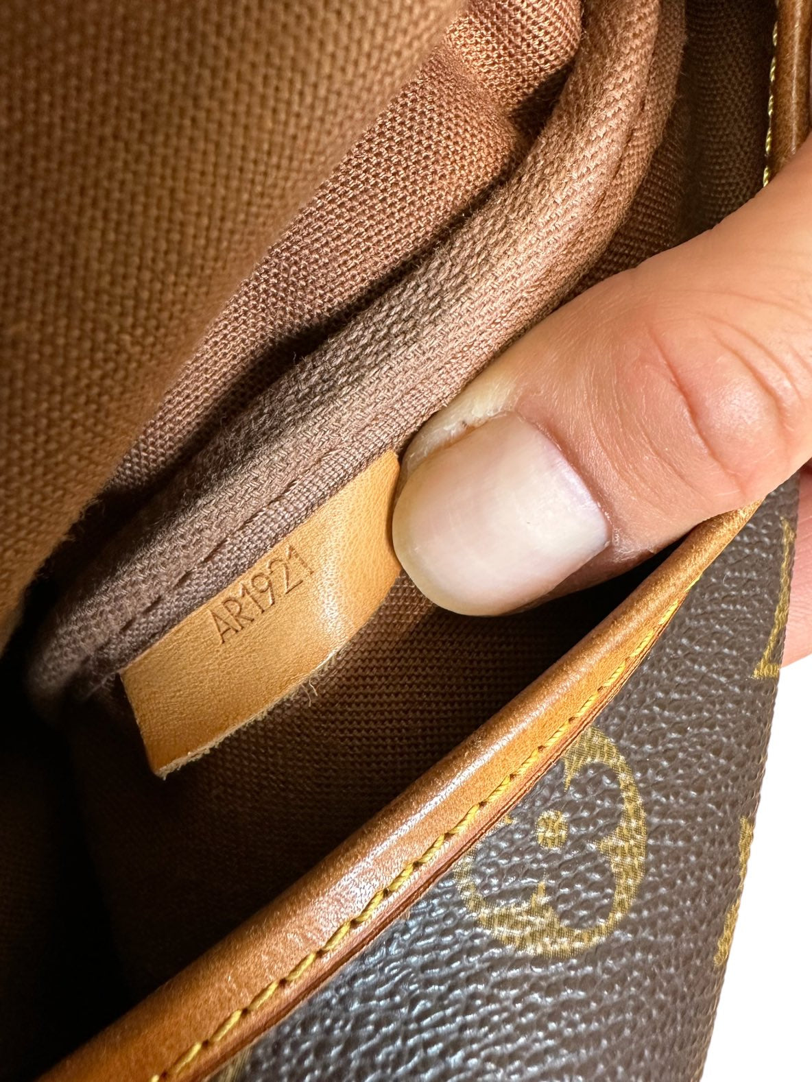 Louis Vuitton borsa Saumur vintage. — foto 19