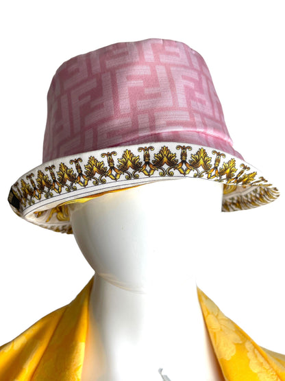 Fendace cappellino in seta
